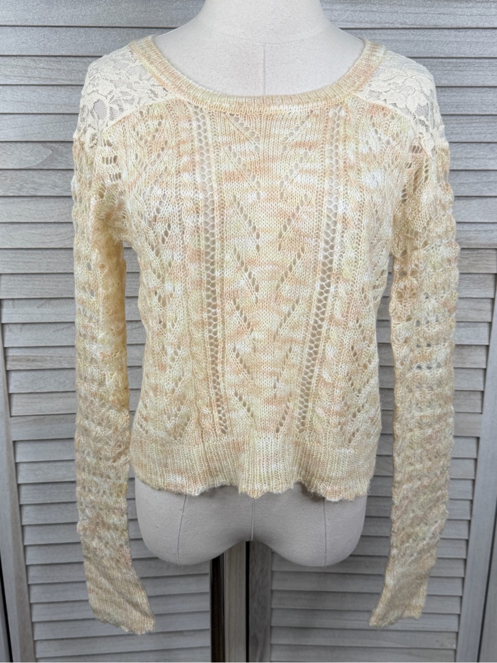 DELIAS Women's Peach, Beige & Ivory Open Knit Lace Trim Sweater-Small